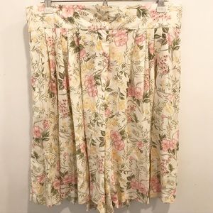 Vintage Flowy Pastel Floral Shorts